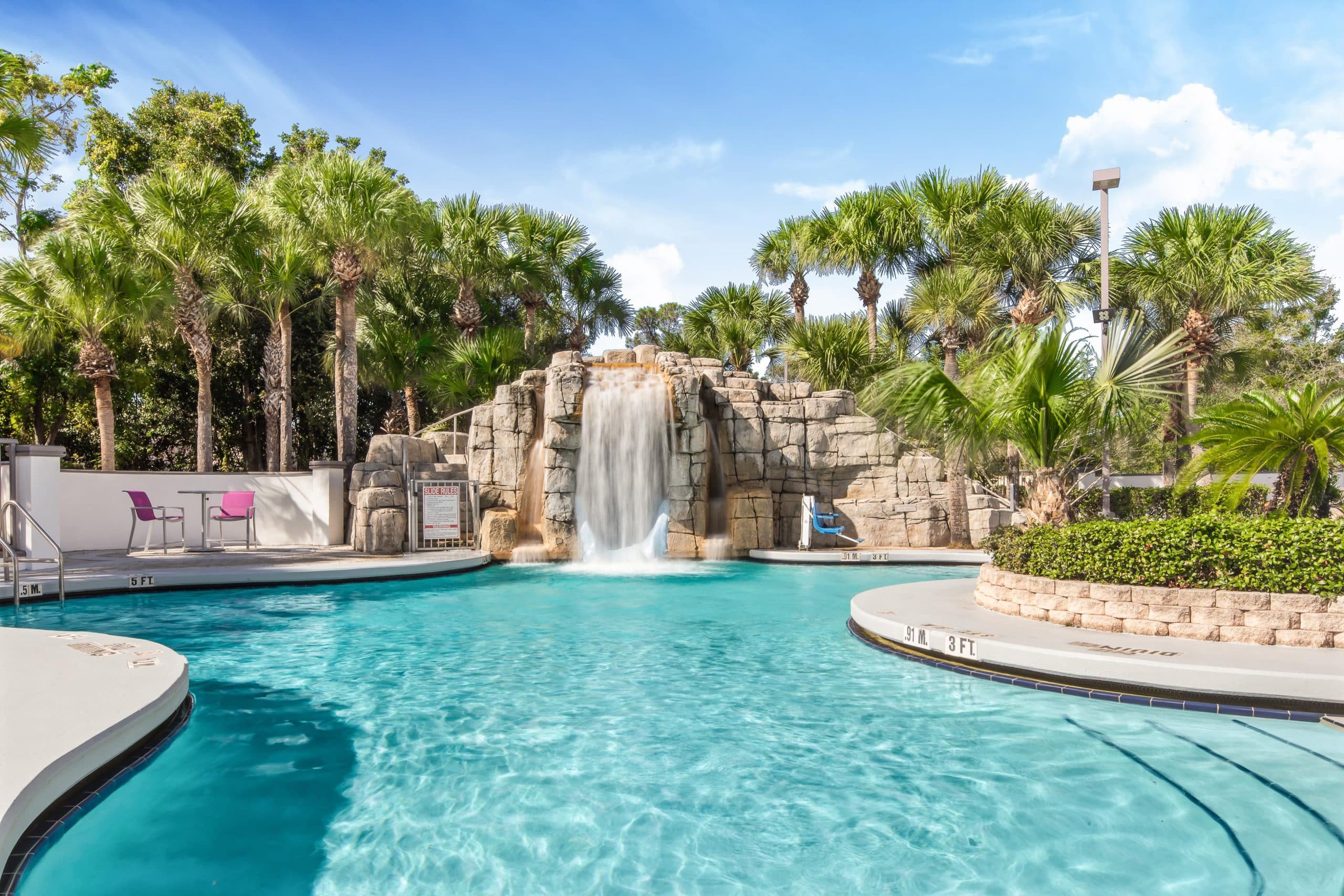 cheap hotel near disney world