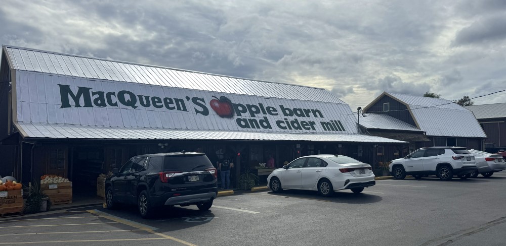 MacQueens Orchards