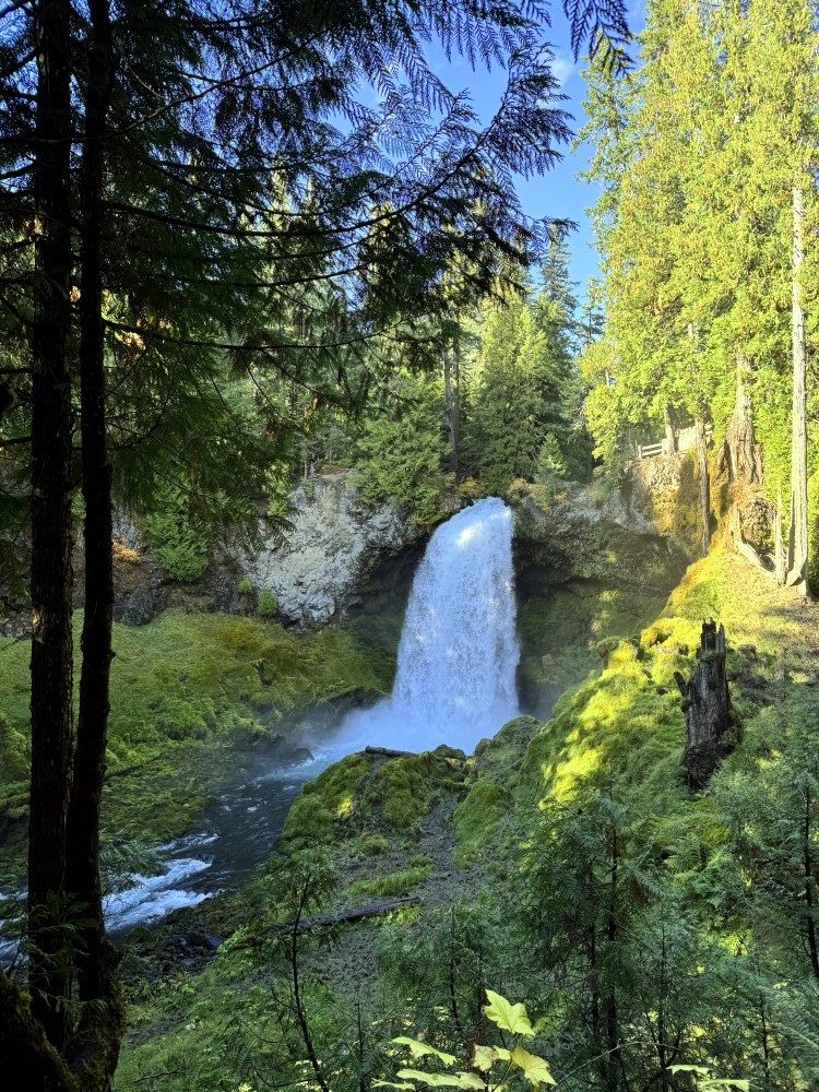 Sahalie Falls